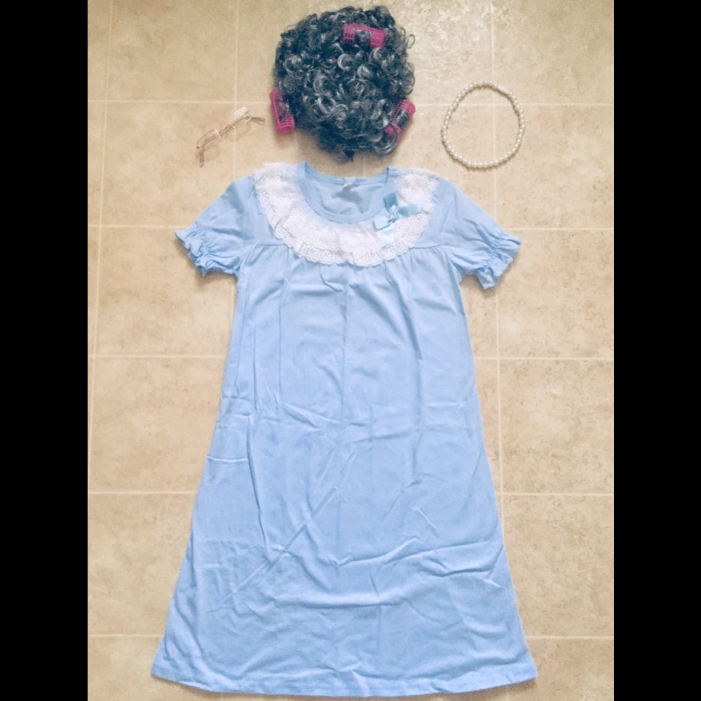 GRANNY COSTUME (DARE TO BE FUNNY)